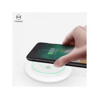 MCDODO Draadloze MCDODO Draadloze Oplaadkoffer voor Apple iPhone 6 / 6S / 7S / 7 - zwart