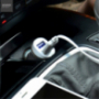 HOCO Autolader met twee USB-poorten + bliksemschakelaar voor Apple iPhone / iPad / HOCO Auto lader met twee USB-poorten + bliksemschakelaar voor Apple iPhone / iPad / iPod - wit
